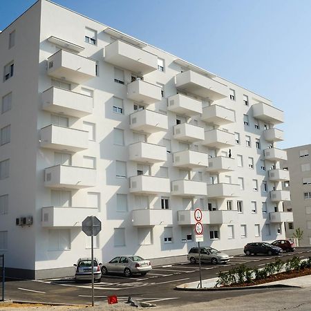 Golden Gate Apartment Zadar Buitenkant foto
