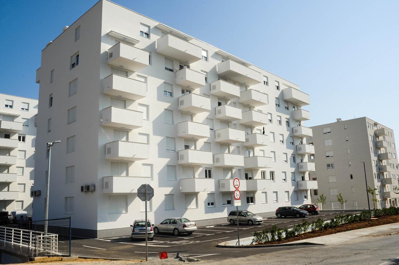 Golden Gate Apartment Zadar Buitenkant foto