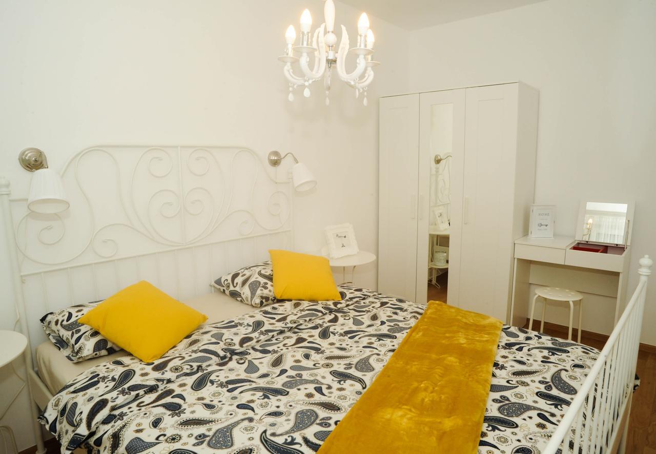 Golden Gate Apartment Zadar Buitenkant foto