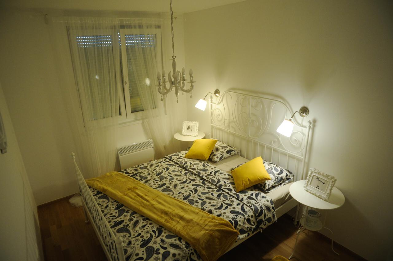 Golden Gate Apartment Zadar Buitenkant foto